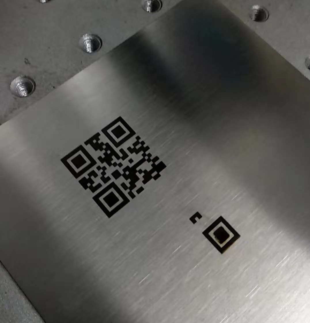 激光打標(biāo)機(jī)打黑不打深的參數(shù)怎么調(diào)？