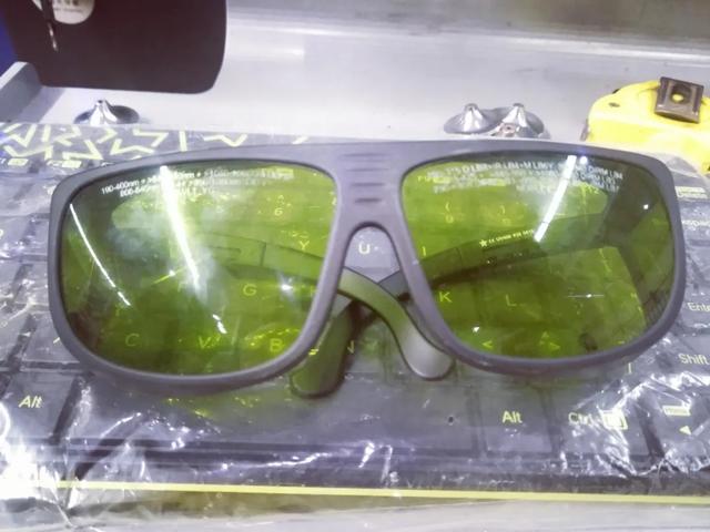 激光防護(hù)(激光個(gè)人防護(hù)措施) 第4張